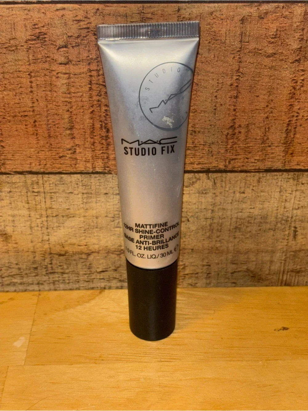 MAC Studio Fix Mattifine 12HR Shine-Control Primer